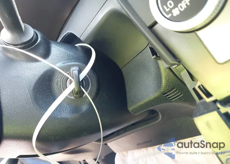 2013 Toyota Camry Se z USA, uszkodzony, nr VIN 4T1BF1FK8DU265345